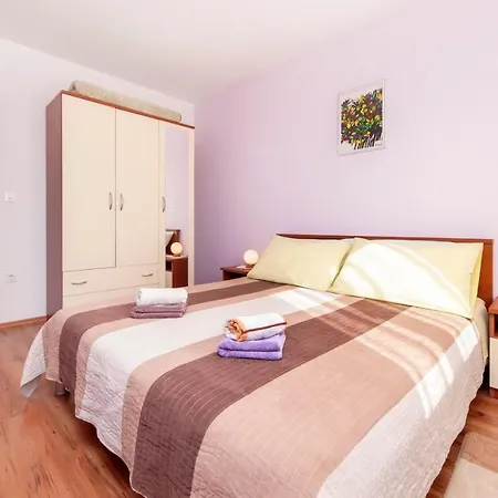 Apartments Adria Rovinj Exterior photo