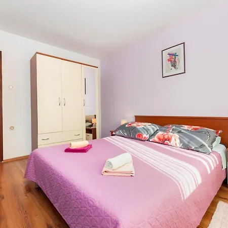 Apartments Adria Rovinj Exterior photo