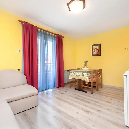 Apartments Adria Rovinj Exterior photo