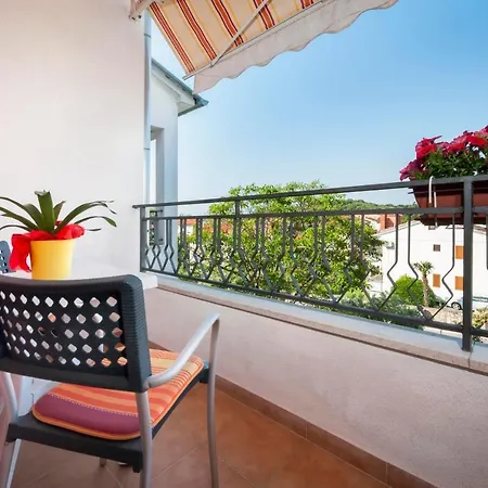 Apartments Adria Rovinj Exterior photo