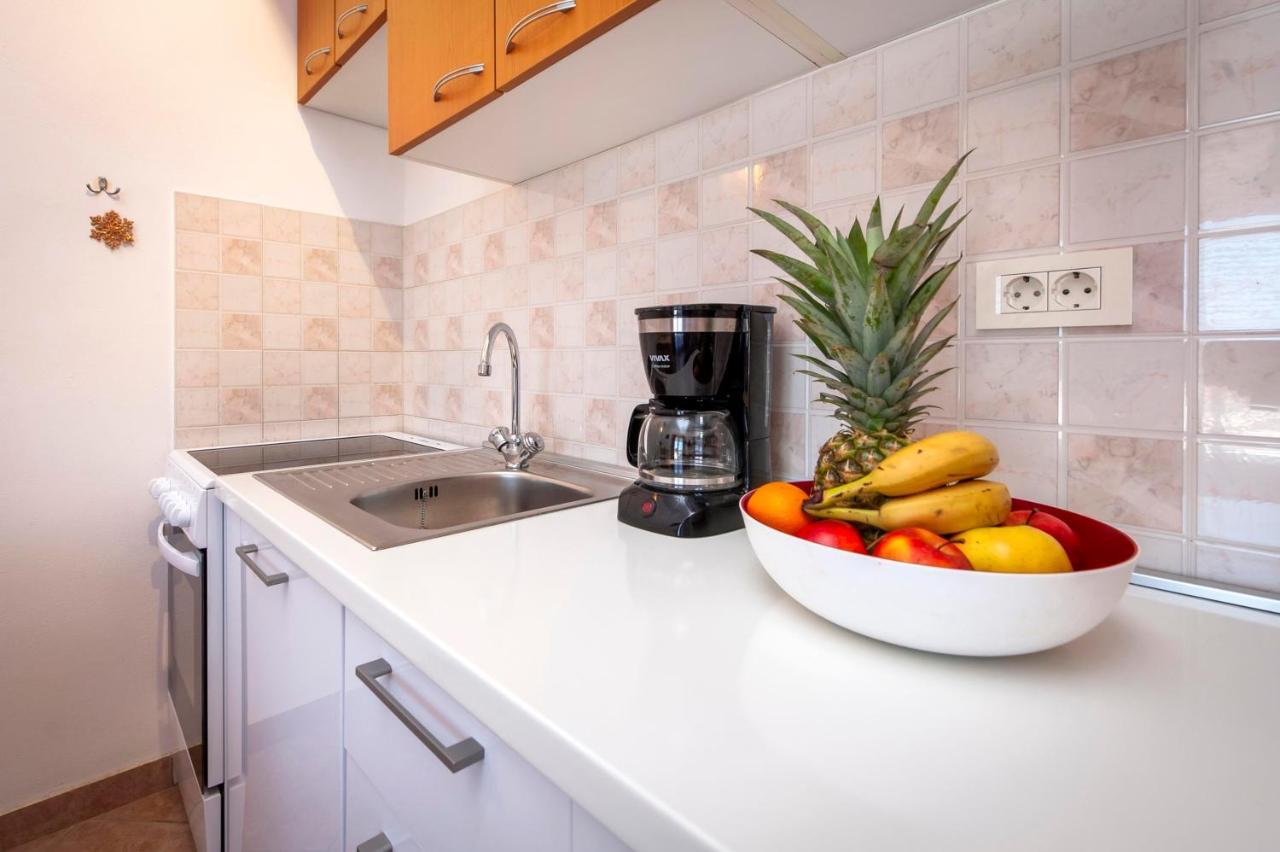 Adria Apartma